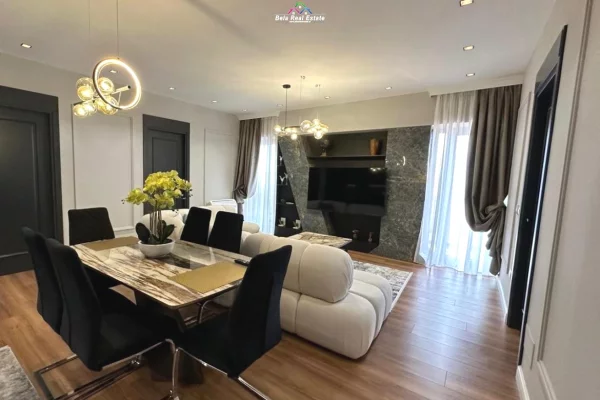 Shtepi me qera Apartament ne Tirane, 3+1, Mobilimi E mobiluar, Pagesa 2,800  Euro.