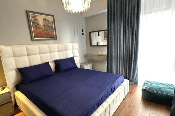 Shtepi me qera Apartament ne Tirane, 3+1, Mobilimi E mobiluar, Pagesa 2,800  Euro.