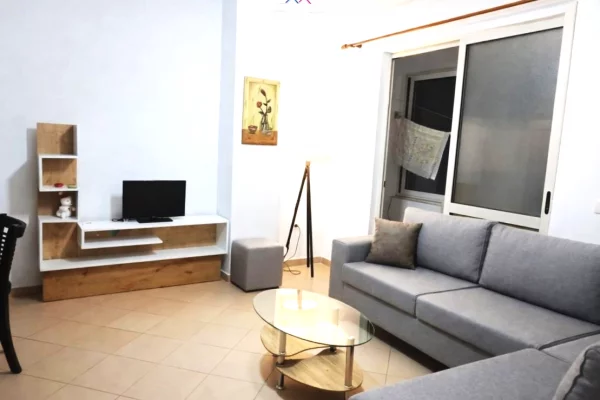 Shtepi me qera 1+1 ne Tirane - 45,000 Leke