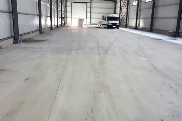 Ambient biznesi me qera 4+1 ne Tirane - 4,250 Euro