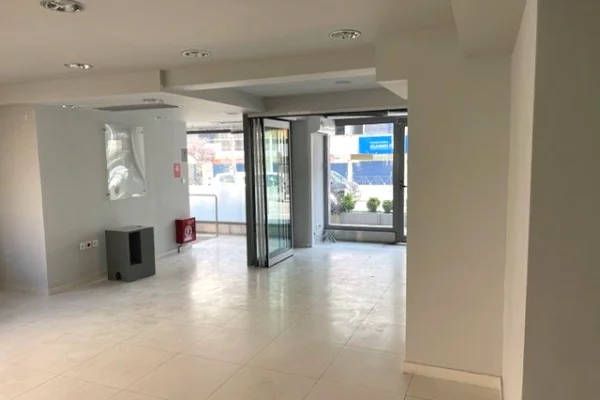 Business Property in Sale 1+1 in Tirana - 200,000 Euro
