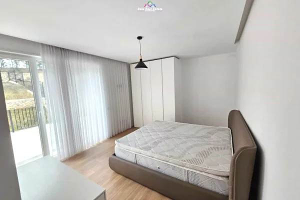 Shtepi me qera Apartament ne Tirane, 5+1, Mobilimi E mobiluar, Pagesa 2,500  Euro.