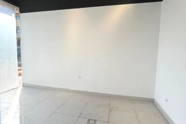 Dyqan Me Qera Tek Rruga E Barrikadave (ID BD21792) Tirane