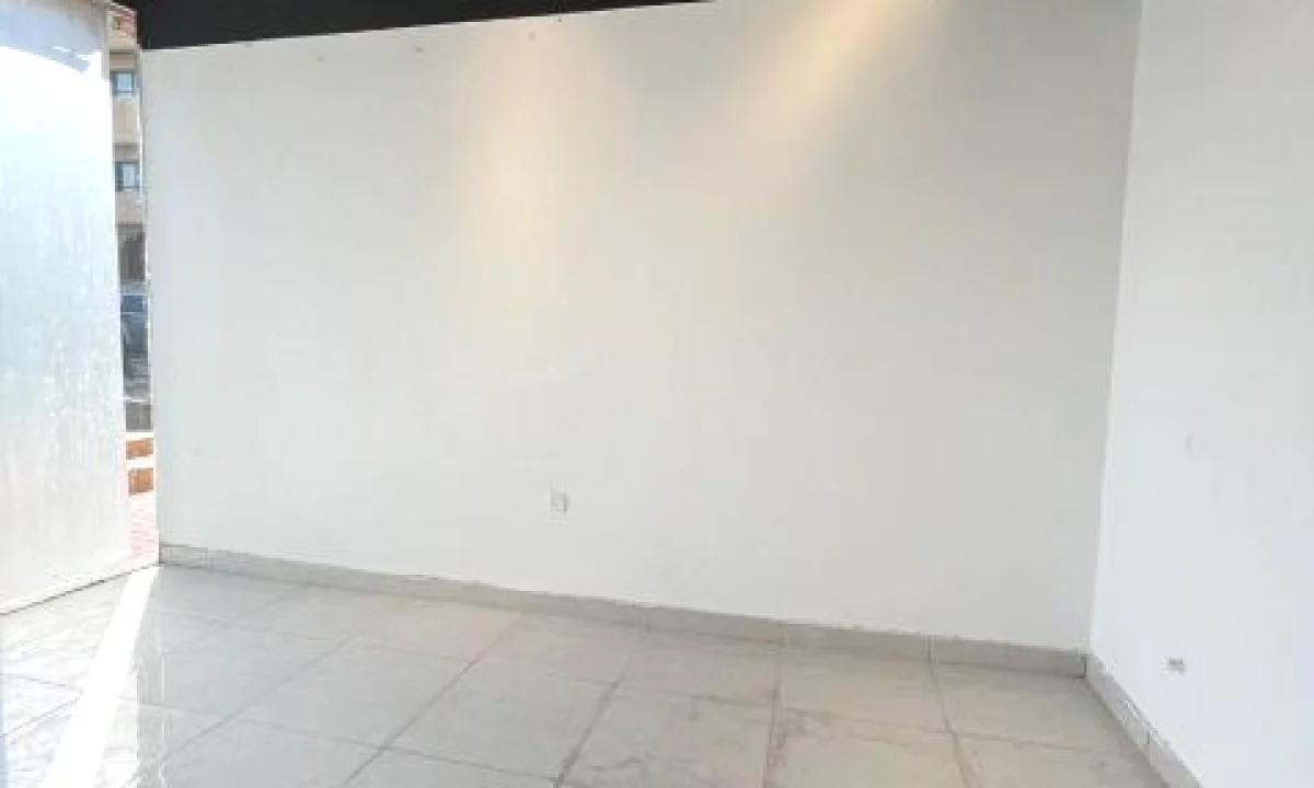 Dyqan Me Qera Tek Rruga E Barrikadave (ID BD21792) Tirane