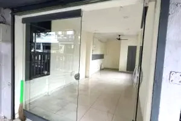 Dyqan Me Qera Tek Rruga E Barrikadave (ID BD21793) Tirane