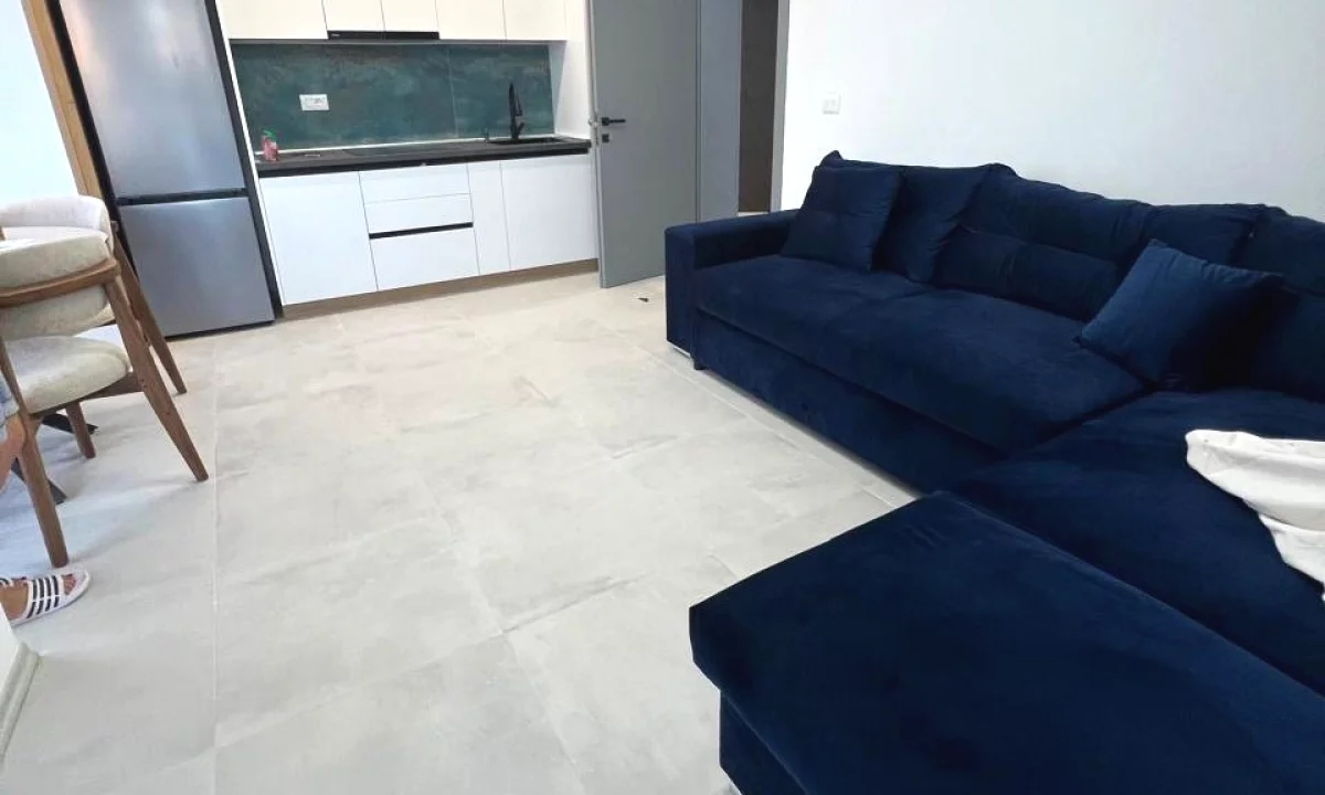 Shtepi me qera Apartament ne Tirane, 2+1, Mobilimi E mobiluar, Pagesa 65,000  Leke.