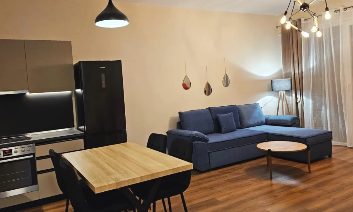 Shtepi me qera Apartament ne Tirane, 2+1, Mobilimi E mobiluar, Pagesa 70,000  Leke.