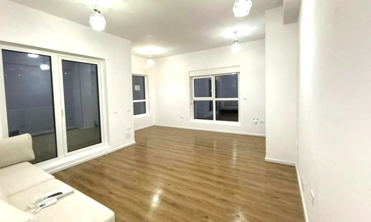 Zyre Me Qera Ne Ali Dem (ID BZ2803) Tirane