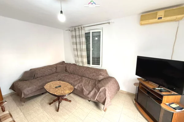 Shtepi me qera 1+1 ne Tirane - 550 Euro
