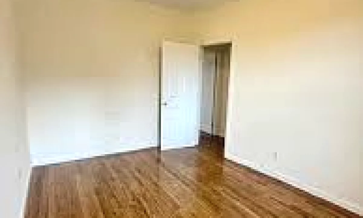 Shtepi ne shitje Apartament ne Tirane, 1+1, Mobilimi Bosh, pa mobiluar, Pagesa 91,400  Euro.