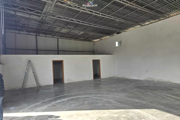 Ambient biznesi me qera 4+1 ne Tirane - 2,500 Euro