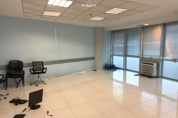 Business Property for Rent 3+1 in Tirana - 2,400 Euro