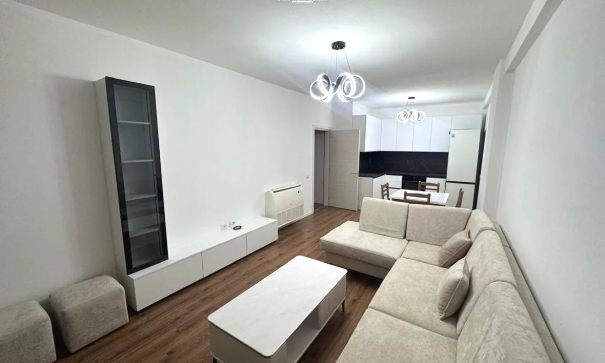 Shtepi me qera Apartament ne Tirane, 1+1, Mobilimi E mobiluar, Pagesa 650  Euro.