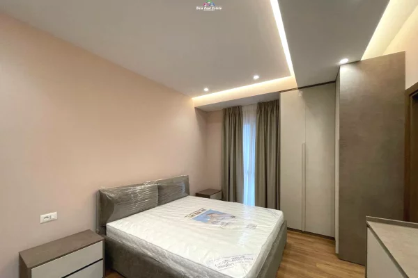 Shtepi me qera Apartament ne Tirane, 2+1, Mobilimi E mobiluar, Pagesa 850  Euro.