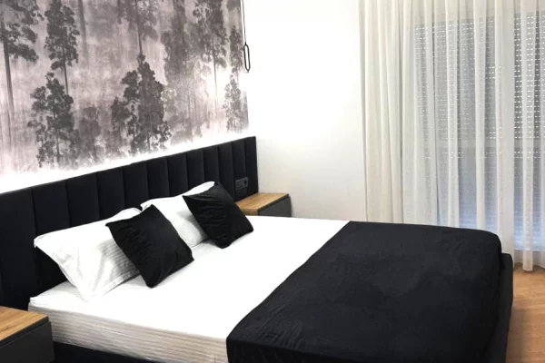 Shtepi me qera 1+1 ne Tirane - 900 Euro