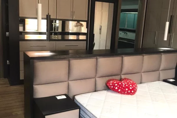 Shtepi me qera Apartament ne Tirane, 2+1, Mobilimi E mobiluar, Pagesa 1,950  Euro.