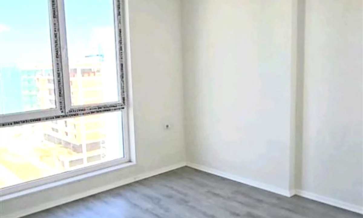 Zyre Me Qera 3+1 Tek Univers City (ID BZ2736) Tirane