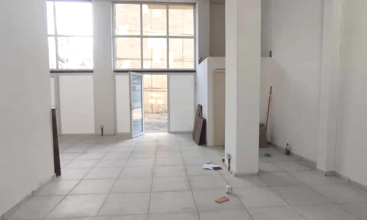 Dyqan Me Qera Ne Porcelan ( ID BD21794) Tirane