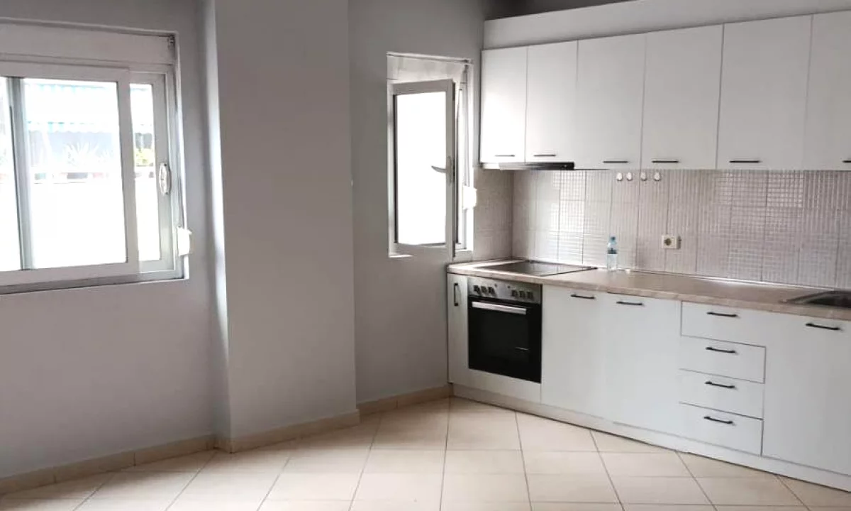 Apartment for rent in Tirana 2+1, Emty