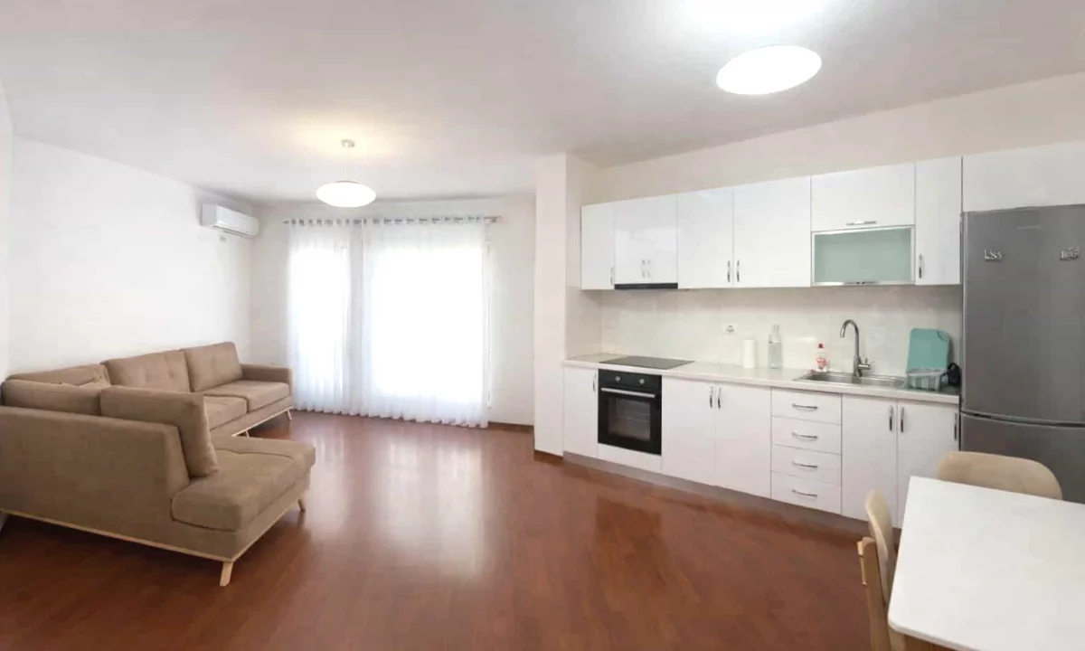Shtepi me qera Apartament ne Tirane, 1+1, Mobilimi E mobiluar, Pagesa 600  Euro.
