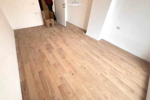 Business Property for Rent 3+1 in Tirana - 500 Euro