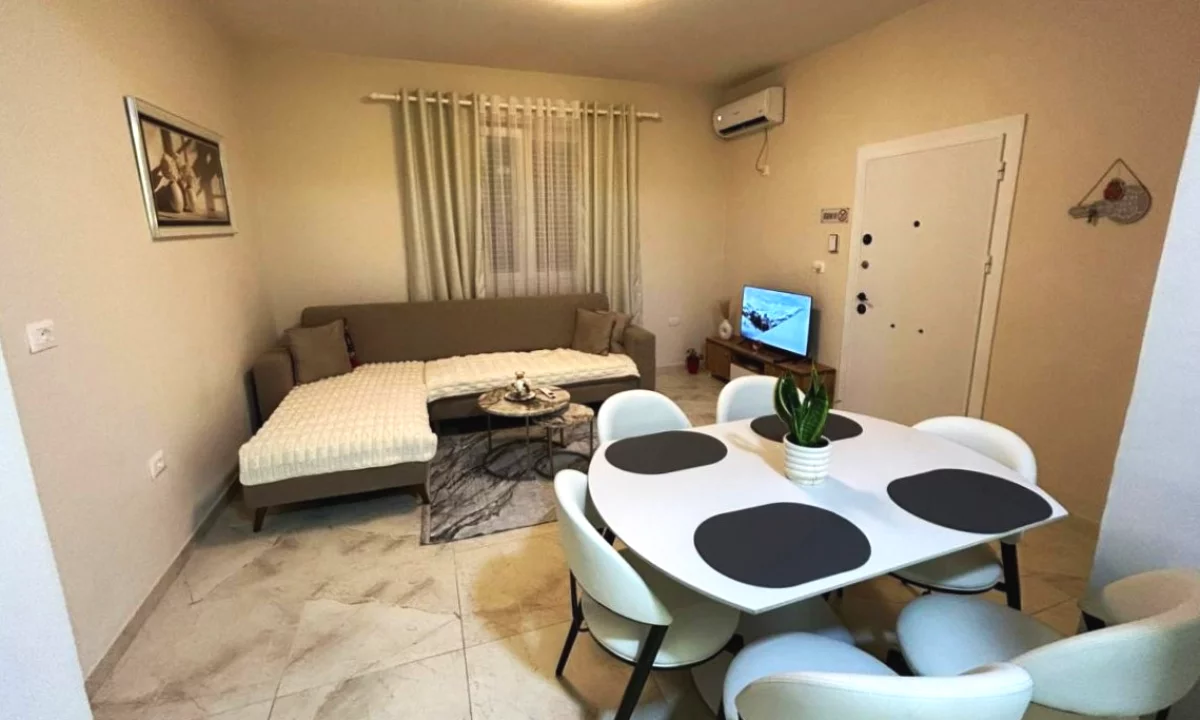 Private house for rent in Tirana 1+1, Furnished