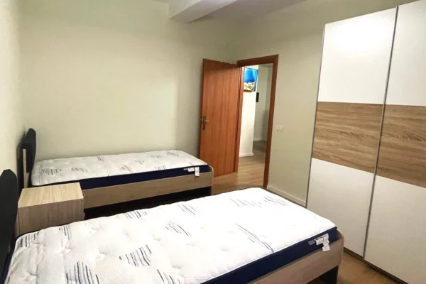 House for Rent 1+1 in Tirana - 60,000 Leke