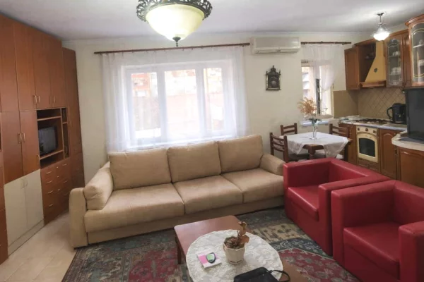 House for Rent 3+1 in Tirana - 730 Euro