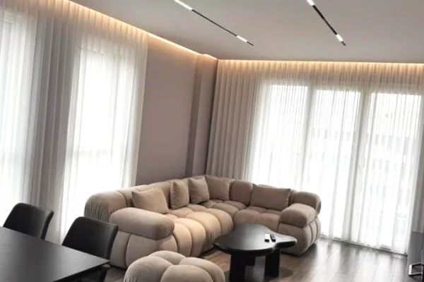 Shtepi me qera 2+1 ne Tirane - 90,000 Leke