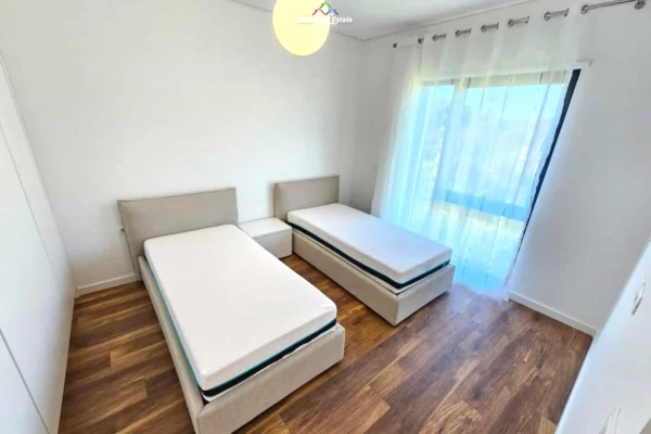 Shtepi me qera 4+1 ne Tirane - 3,400 Euro