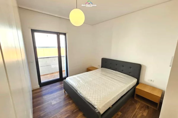 Shtepi me qera Vila Luksoze ne Tirane, 5+1, Mobilimi E mobiluar, Pagesa 3,400  Euro.