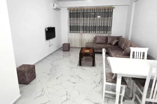 Casa in affitto 1+1 a Tirana - 45,000 Leke