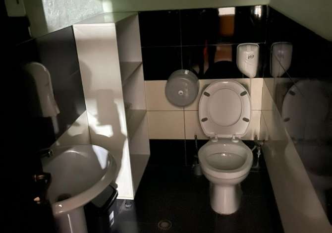 Jepet Me QeraBar-Kafe Ne Yzberisht (ID BL298) Tirane