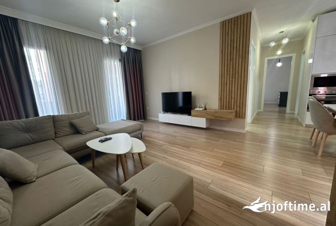 Shtepi me qera Apartament ne Tirane, 2+1, Mobilimi E mobiluar, Pagesa 1,300  Euro.