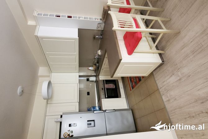 Shtepi me qera 2+1 ne Tirane - 550 Euro