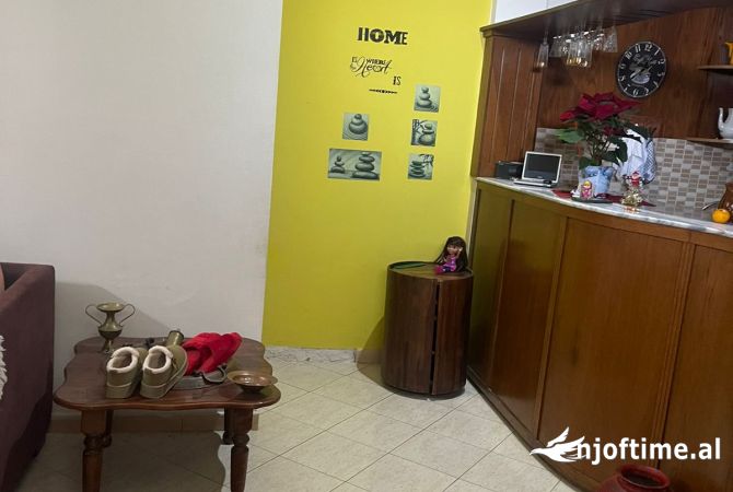 Shtepi ne shitje Shtepi Private ne Tirane, 3+1, Mobilimi E mobiluar, Pagesa 230,000  Euro.