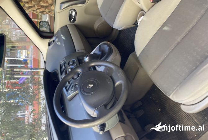 Cars for sale in Tirana - 2,850 Euro