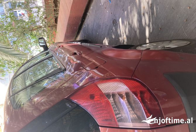 Cars for sale  in Tirana - 2,850 Euro