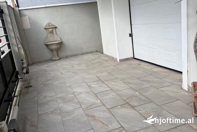 Ambient biznesi me qera 3+1 ne Tirane - 3,000 Euro