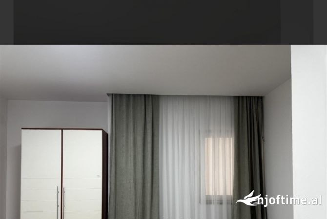 Shtepi me qera Shtepi Private ne Tirane, 3+1, Mobilimi E mobiluar, Pagesa 70,000  Leke.