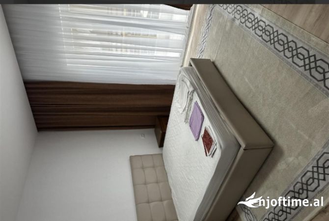 Shtepi me qera 3+1 ne Tirane - 70,000 Leke