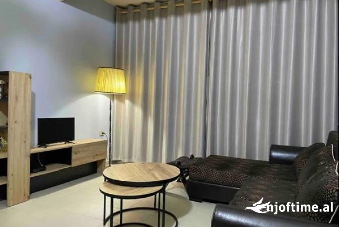 Shtepi me qera 2+1 ne Tirane - 550 Euro