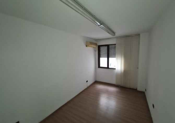 Jepet me qira ambient biznesi open space , Adresa : Blloku,Tirane