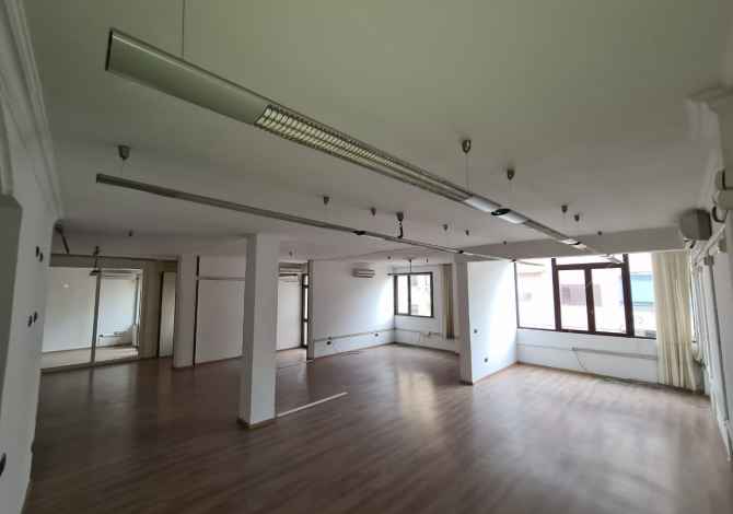 Business Property for Rent 3+1 in Tirana - 1,600 Euro