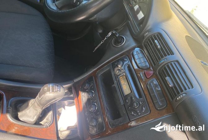 Makina ne shitje ne Tirane - 3,200 Euro