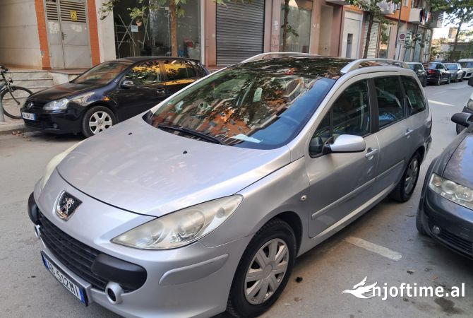 Cars for sale in Tirana - 2,800 Euro