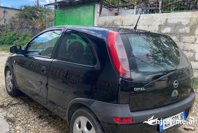 Cars for sale in Berat - 1,000 Euro