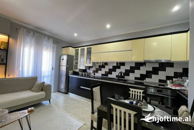Shtepi ne shitje 2+1 ne Durres - 130,000 Euro