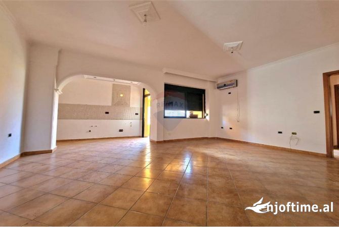 Shtepi ne shitje 2+1 ne Vlore - 150,000 Euro