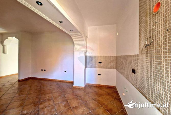 Shtepi ne shitje 2+1 ne Vlore - 150,000 Euro
